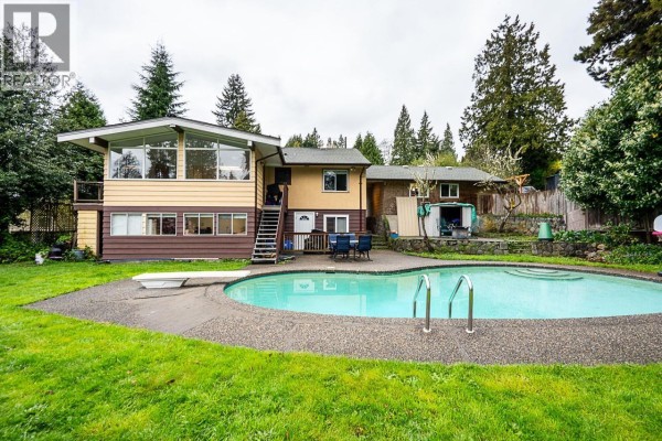 1440 Mountain Highway, North Vancouver, BC V7J2M3 Photo 5