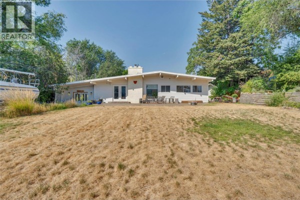 Sunroom - 14416 Fisher Close, Summerland, BC V0H1Z0 Photo 2