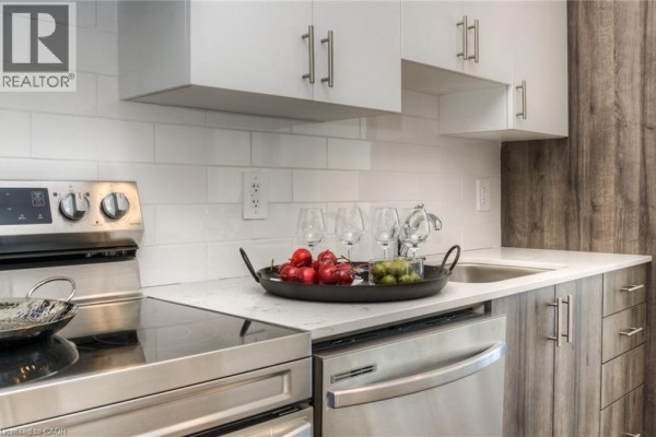 1442 Highland Road W Unit# 904, Kitchener, ON, photo 3