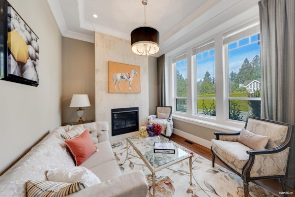 14428 33a Avenue, Surrey, BC V4P3R7 Photo 5