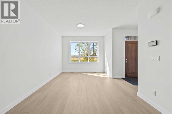 Primary Bedroom - 14438 15 Street Ne, Calgary, AB T3P2T1 Photo 5