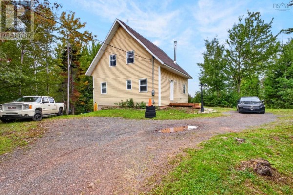Laundry / Bath - 14439 Highway 6, East Wallace, NS B0K1E0 Photo 2