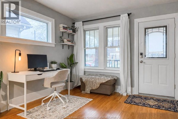 Home office nook with desk, plant, and cozy seating - 1444 Bernard Unit# Main, Windsor
