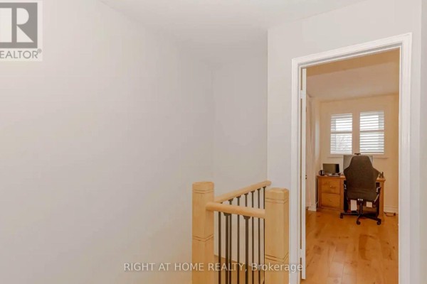 Primary Bedroom - 1444 Prince John Circle, Oakville, ON L6J6W8 Photo 4
