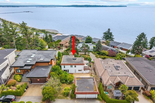 14471 Magdalen Crescent, White Rock, BC V4B2W1 Photo 2