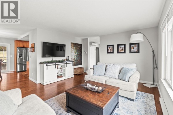 Dining room - 14487 Oyama Road, Lake Country, BC V4V2C7 Photo 5