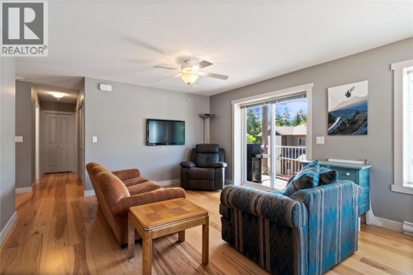 3pc Ensuite bath - 1449 1 Avenue Ne Unit# 404, Salmon Arm, BC V1E0C4 Photo 4