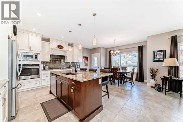 1449 Ravenscroft Avenue Se, Airdrie, AB, photo 3