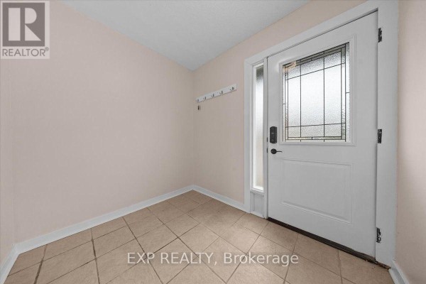 1449 Ridgebrook Drive, Ottawa, ON K1B4T1 Photo 3