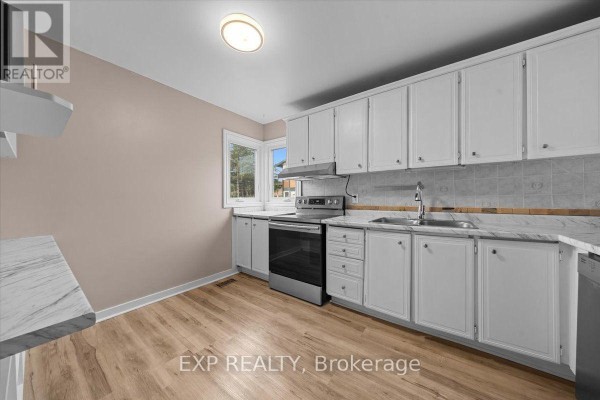 1449 Ridgebrook Drive, Ottawa, ON K1B4T1 Photo 5