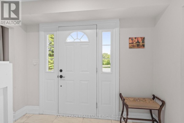 Recreational, Games room - 1449 Truscott Drive, Mississauga, ON L5J1Z1 Photo 4