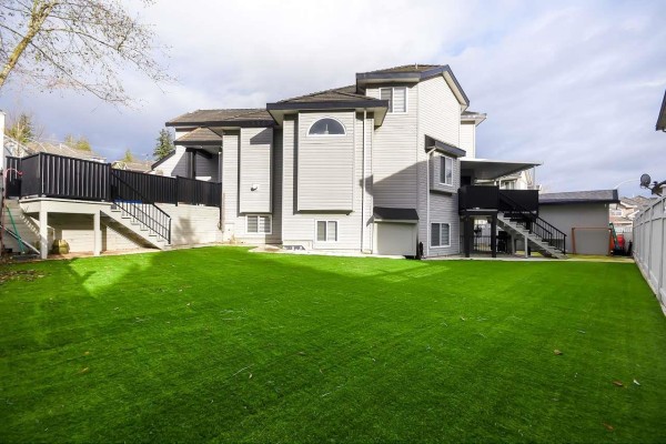 14496 67b Avenue, Surrey, BC V3S0T3 Photo 3