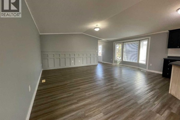 Primary Bedroom - 145, 5308 57 Street, Lloydminster, AB T9V2A3 Photo 4