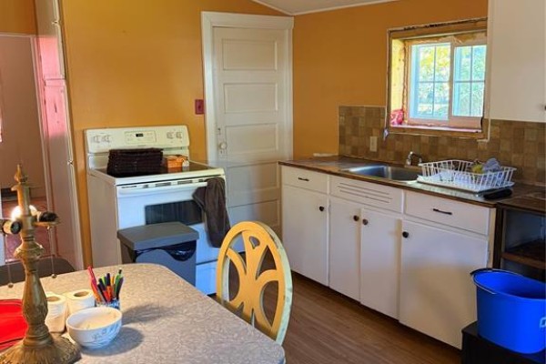 145 4th Avenue W, Souris, MB R0K2C0 Photo 5