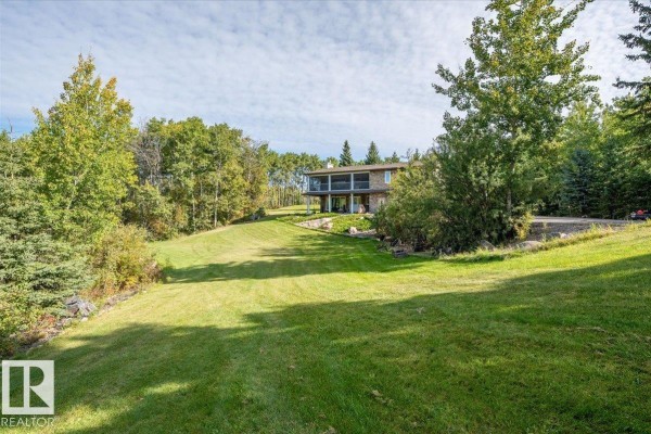 Den - #145 52311 Rge Road 223, Rural Strathcona County, AB T8C1A9 Photo 5