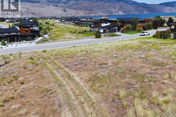 145 Cavesson Way, Kamloops, BC, photo 2