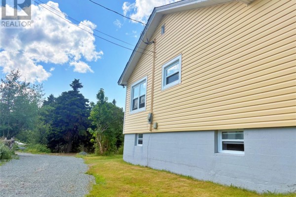 Laundry room - 145 Conception Bay Highway, Clarkes Beach, NL A0A1W0 Photo 5