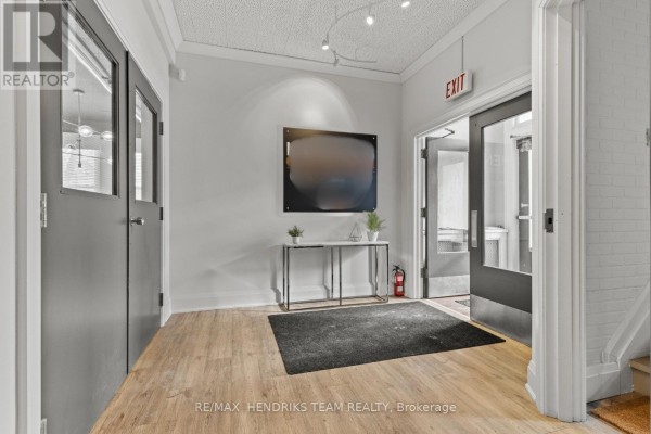 145 King Street, St  Catharines, ON, photo 2