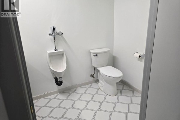 145 Lancing Drive, Hamilton, ON L8W2Z9 Photo 5