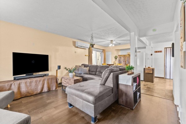 Kitchen - 145 Rue Gagnon, Thurso, QC J0X3B0 Photo 4