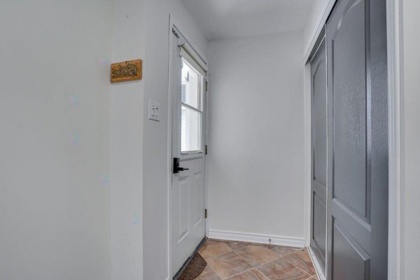 145 Rue Montpetit, Gatineau, QC, photo 2