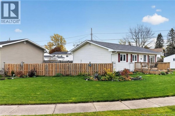 Recreation room - 145 Satinwood Drive, Moncton, NB E1G1C3 Photo 2