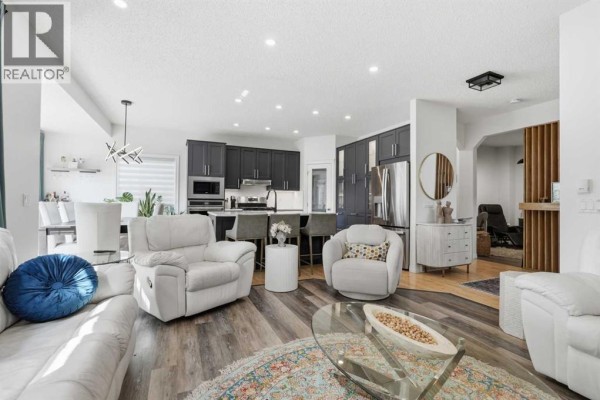Kitchen - 145 Silverado Creek Crescent Sw, Calgary, AB T2X0C5 Photo 3