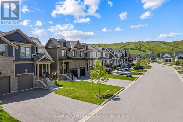 145 Sycamore Street, Blue Mountains, ON L9Y4E4 Photo 4