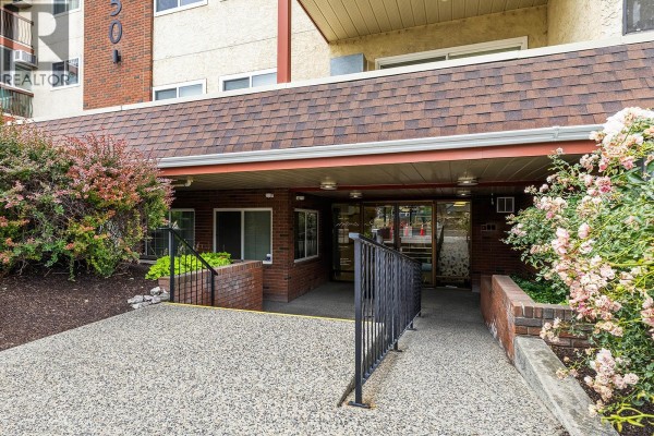 1450 Bertram Street Unit# 319, Kelowna, BC, photo 3