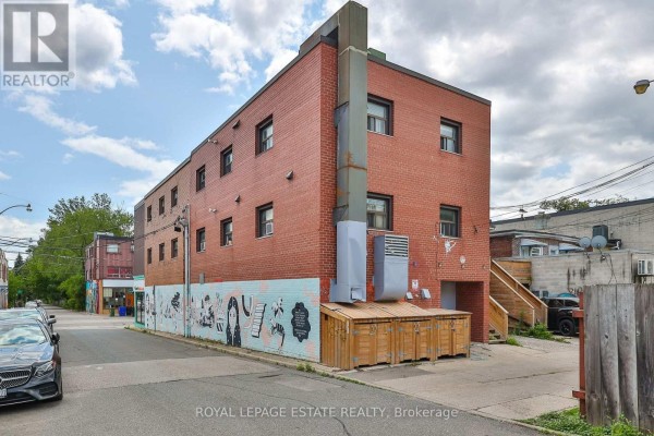 1450 Gerrard Street E, Toronto, ON M4L1Z8 Photo 2