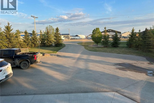 4pc Bathroom - 1451 1st Avenue Nw, Weyburn, SK S4H3E3 Photo 5