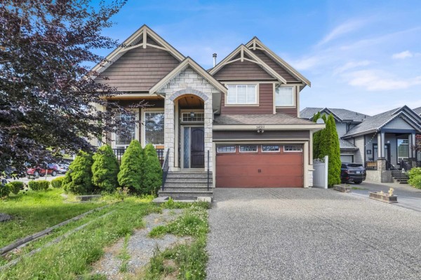 14511 81 Avenue, Surrey, BC V3S2T9 Photo 2