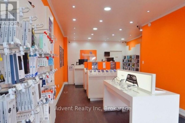 1454 Queen Street W, Toronto, ON M6K1M2 Photo 4