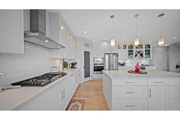 14551 61 Avenue, Surrey, BC V3S4R6 Photo 5