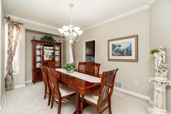 14569 75a Avenue, Surrey, BC V3S8T9 Photo 4