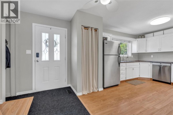2pc Bathroom - 1458 Penticton Avenue Unit# 142, Penticton, BC V2A8L3 Photo 2