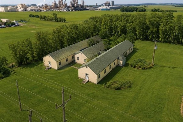 1459 17th Street E, Brandon, MB R7A7C4 Photo 4