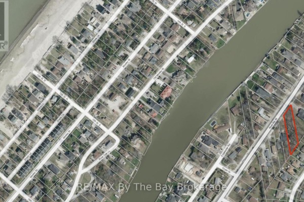 1459 River Road W, Wasaga Beach, ON L9Z2W5 Photo 5