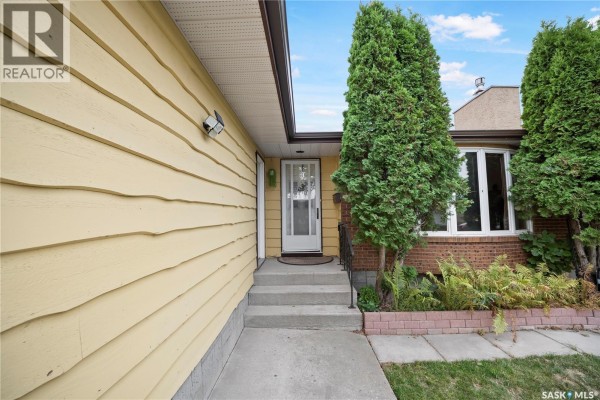 Kitchen - 146 Alport Crescent, Regina, SK S4R7Y6 Photo 3
