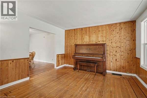 Recreation room - 146 Belmont Avenue, Hamilton, ON L8L7M3 Photo 3