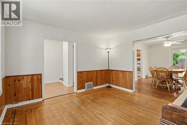 Bedroom - 146 Belmont Avenue, Hamilton, ON L8L7M3 Photo 5