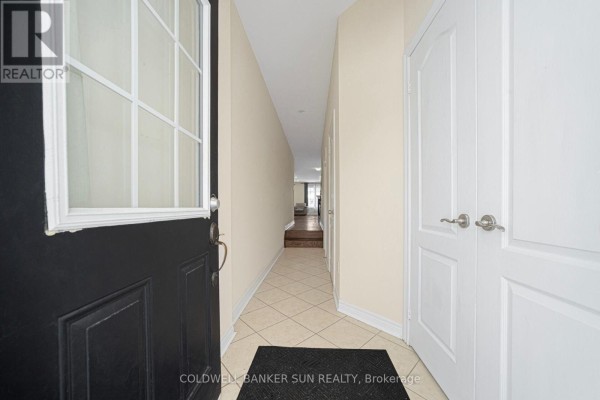 146 Crystalview Crescent, Brampton, ON L6P2R8 Photo 2