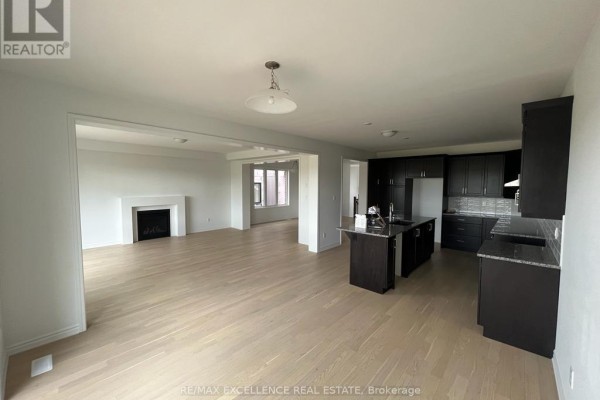 Family room - 146 Forestwalk Street, Kitchener, ON N2R0S9 Photo 4