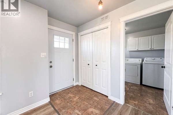 4pc Bathroom - 146 Ivy Road, Moncton, NB E1G5A2 Photo 4