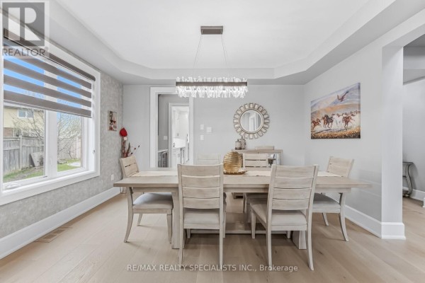 Family room - 146 Lloyd Sanderson Drive, Brampton, ON L6Y0Z9 Photo 4