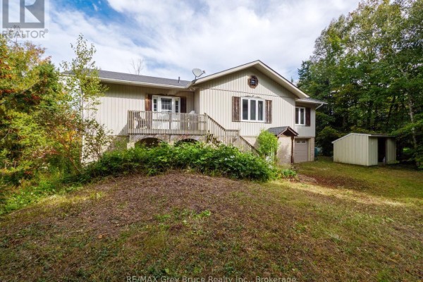 146 Mckague Road, Northern Bruce Peninsula, ON N0H1W0 Photo 2