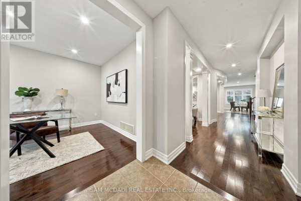 Dining room - 146 Mcwilliams Crescent, Oakville, ON L6M0W5 Photo 4