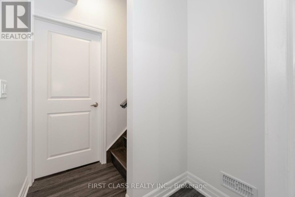 146 Rising Hill Ridge W, Brampton, ON L6Y6B1 Photo 5