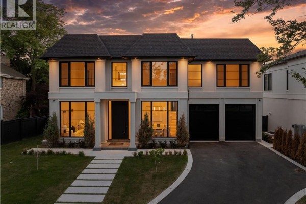 146 Third Line, Oakville, ON, photo 3