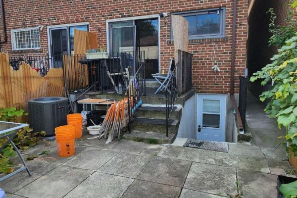 Primary Bedroom - 146 Wolseley Street, Toronto, ON M6J3R4 Photo 5